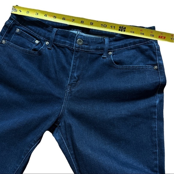 LEVI’S DENI CURVE CLASSIC‎ RISE STRAIGHT WOMEN’S STRETCH JEANS SIZE 12/31 - Picture 9 of 14